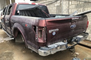 سيارة فورد F150 2014